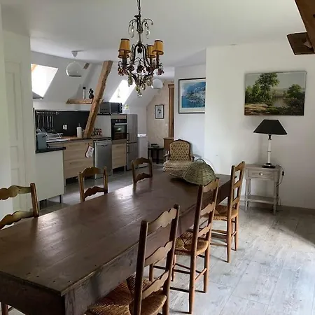 Semesterbostad Maison Au Coeur Du Perche Val-au-Perche